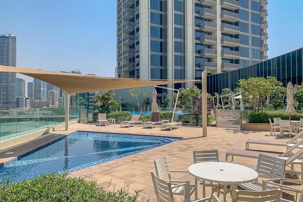 Frank Porter - 5242 Emaar Tower Dubaj Kültér fotó